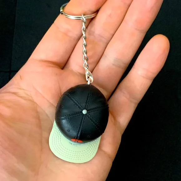 Airwalk Black/Khaki Baseball Hat Keychain - 4inch Replica Keychain - Picture 6 of 9